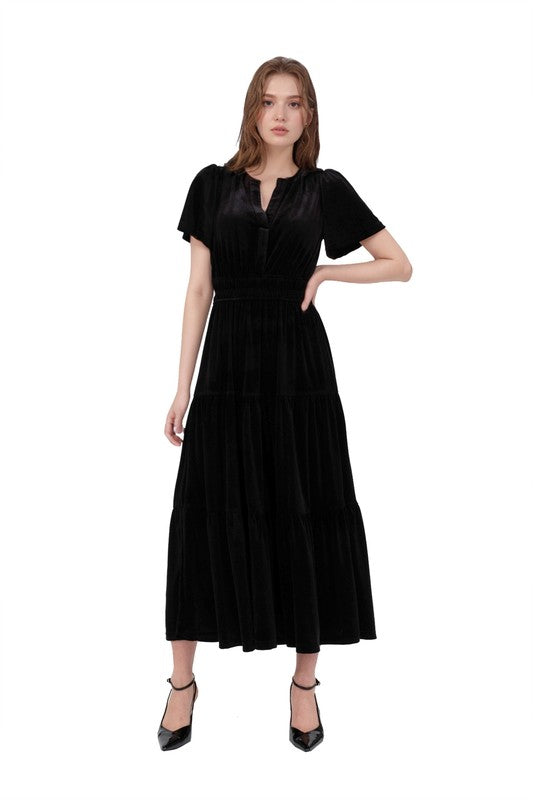 "Stunning Elegance" (Black) Dress