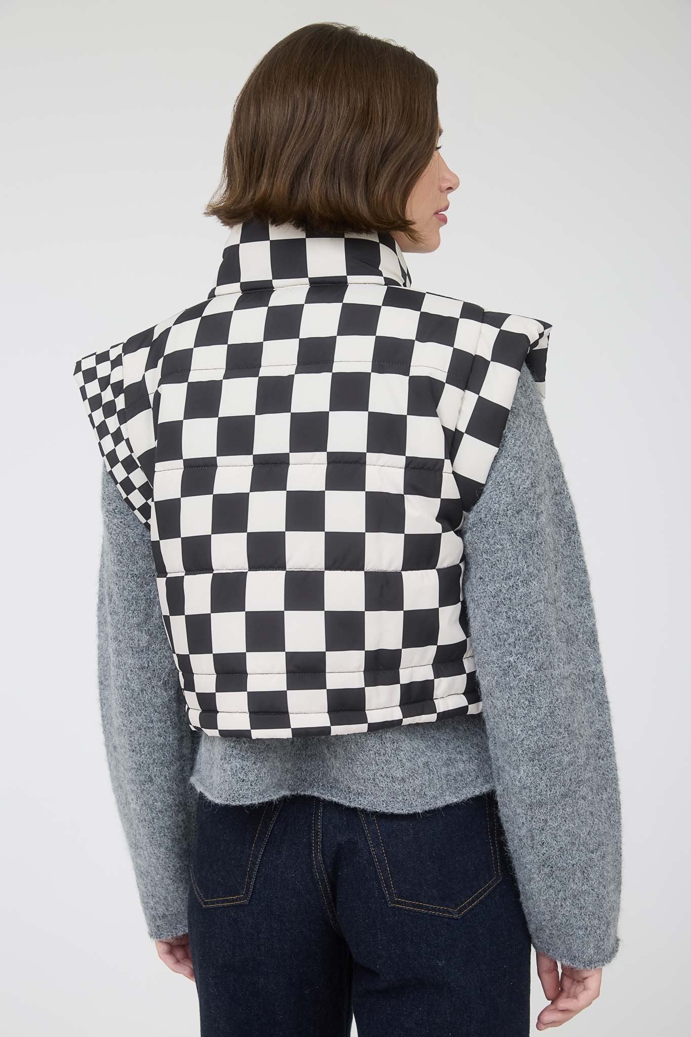 "Snowbound Checker"puffer vest