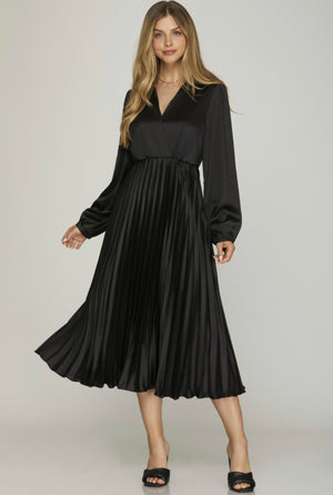 "Pretty in Pleats" (black) reg & plus dress