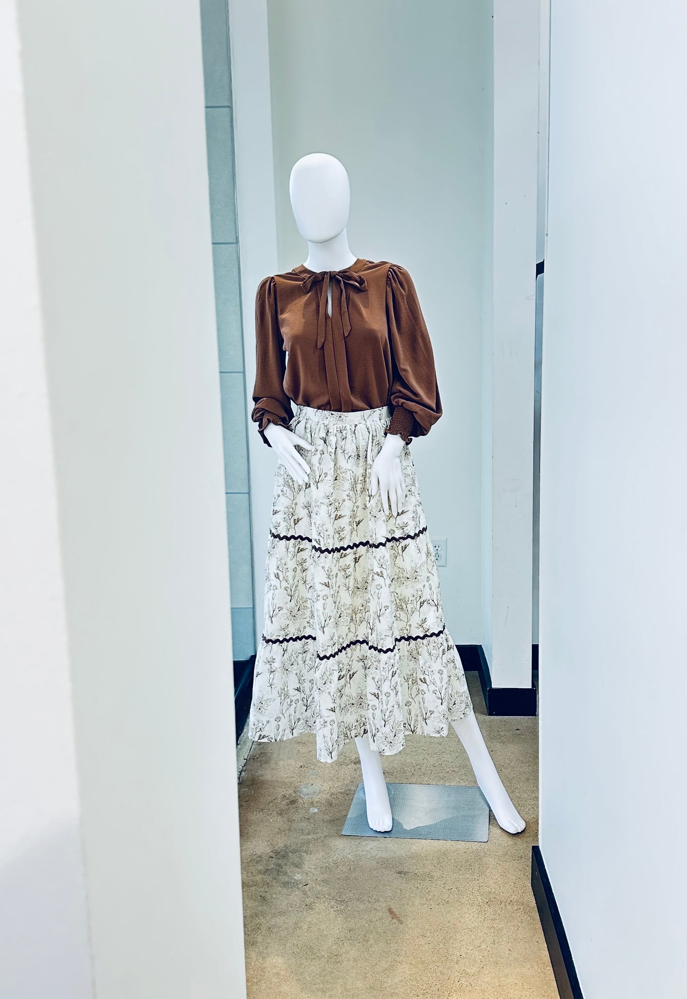 "Timeless Bloom" skirt