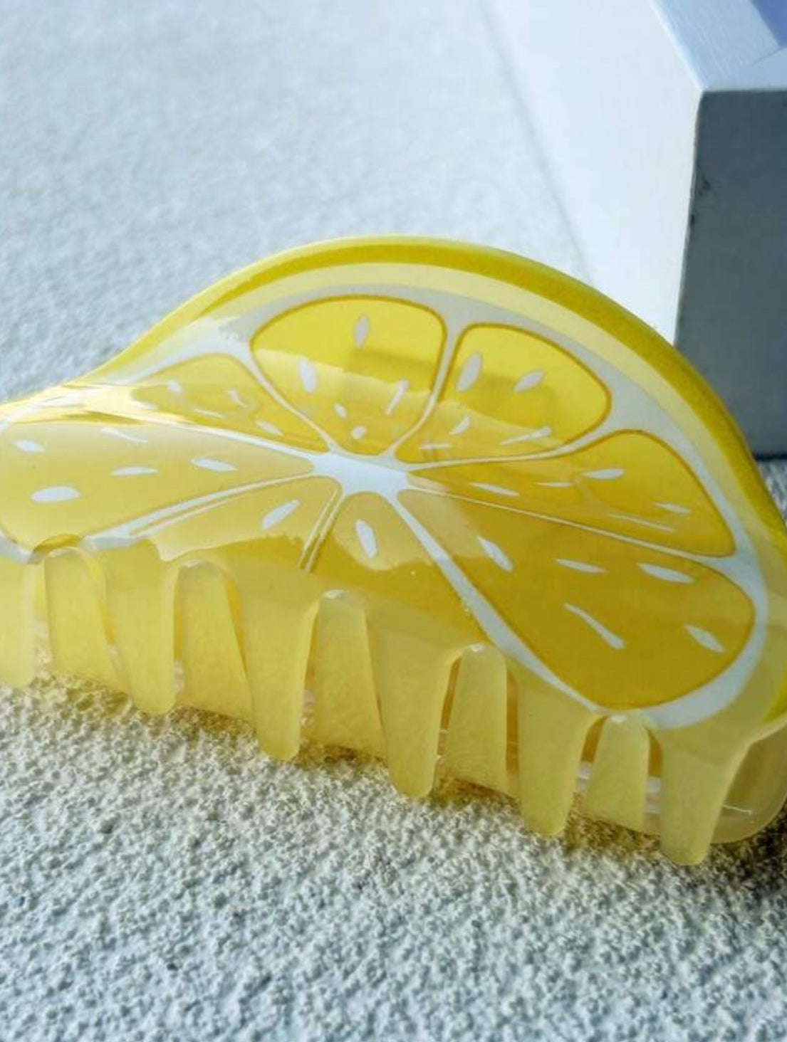 “When Life’s a Lemon” claw clip