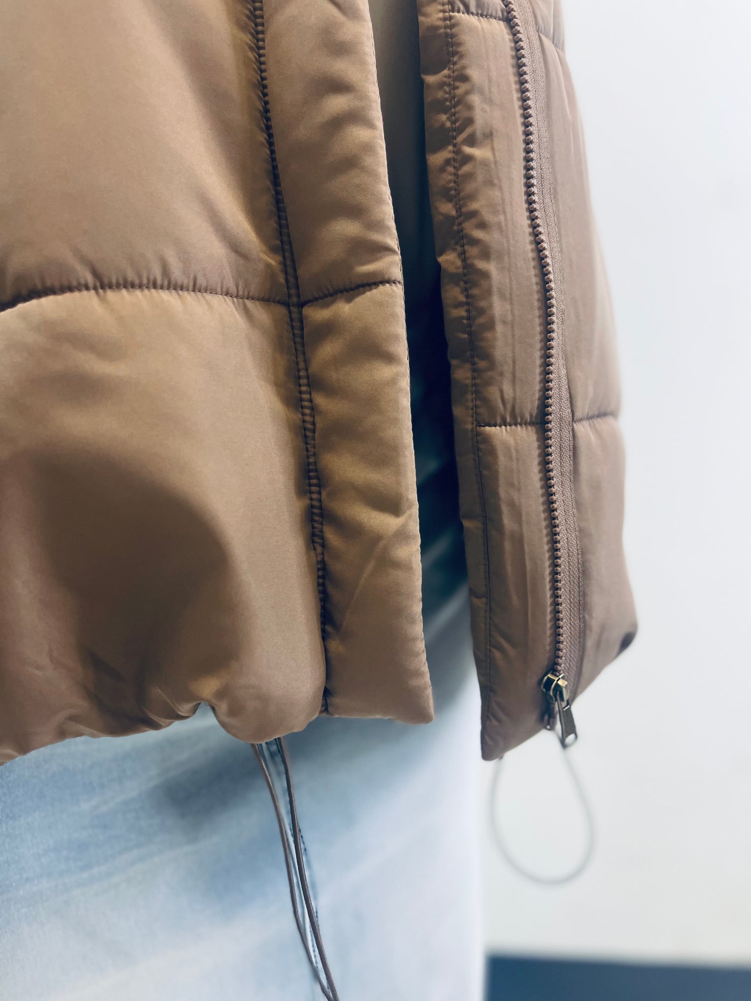 "Chilling Mornings" plus vest