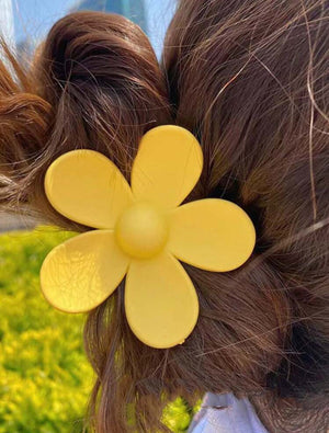 “Summer Flowers” (yellow) claw clip