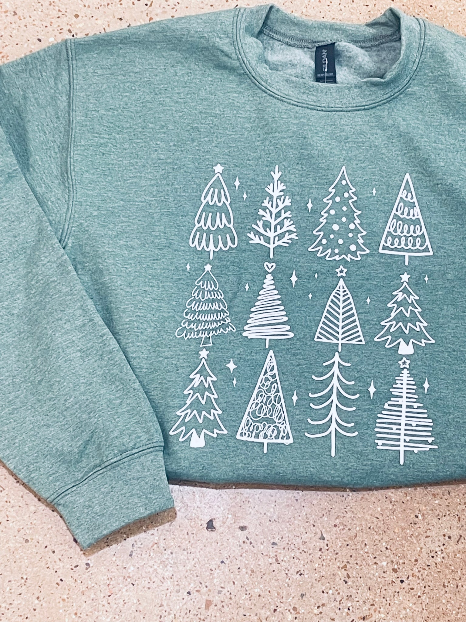"Evergreen Dreams"sweatshirt