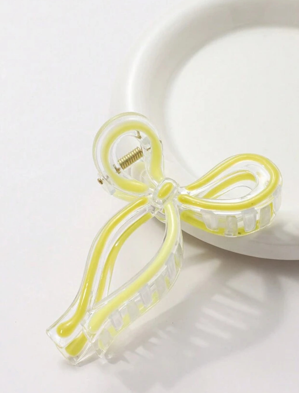 “Bow Era”(yellow/clear)  claw clip