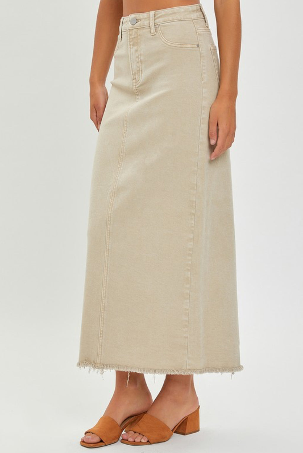 "High Rise Frayed" (sand) Long Risen Skirt