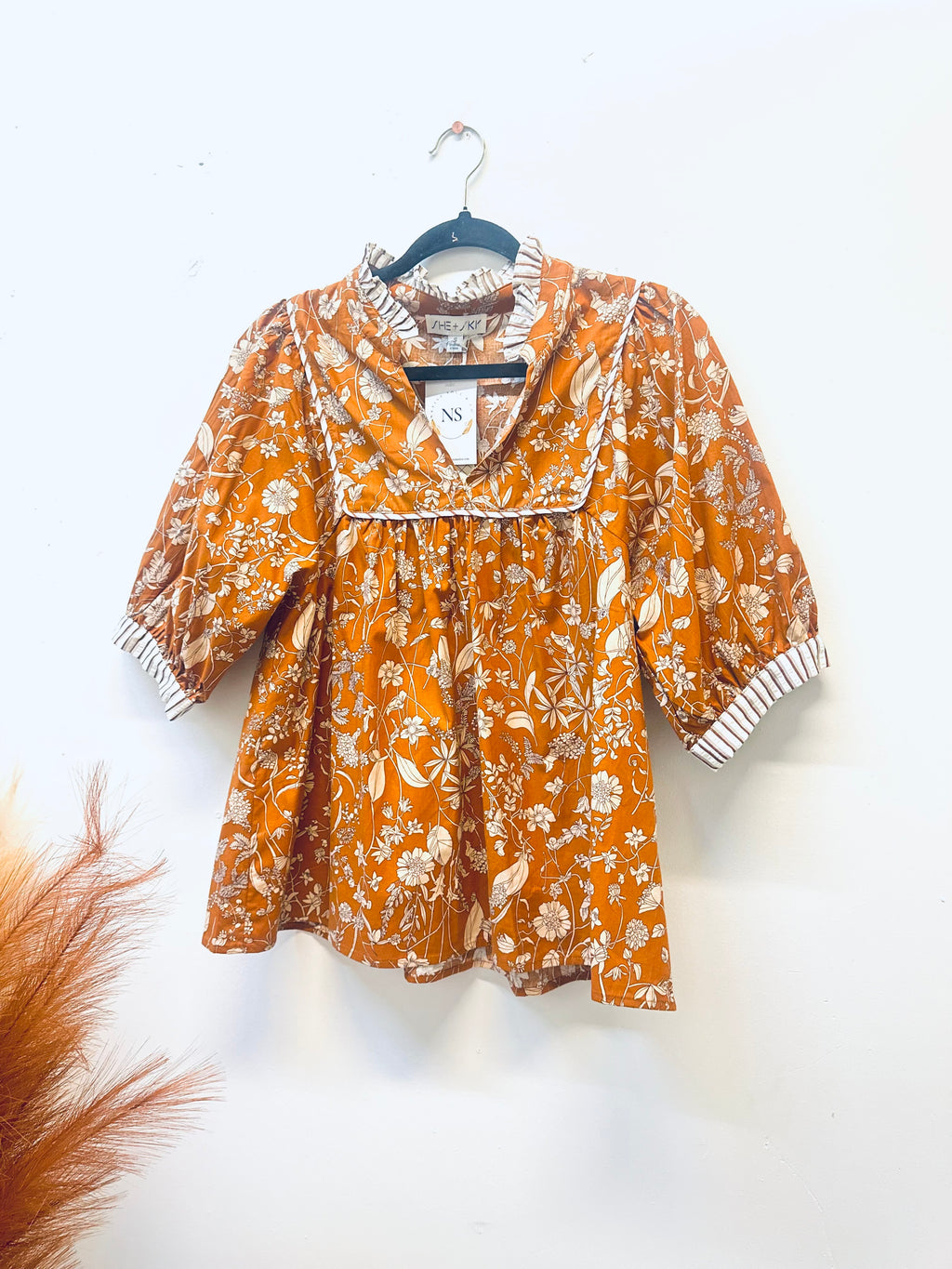 “Vintage Garden” (rust) top