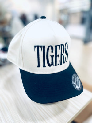"Tiger Club" hat