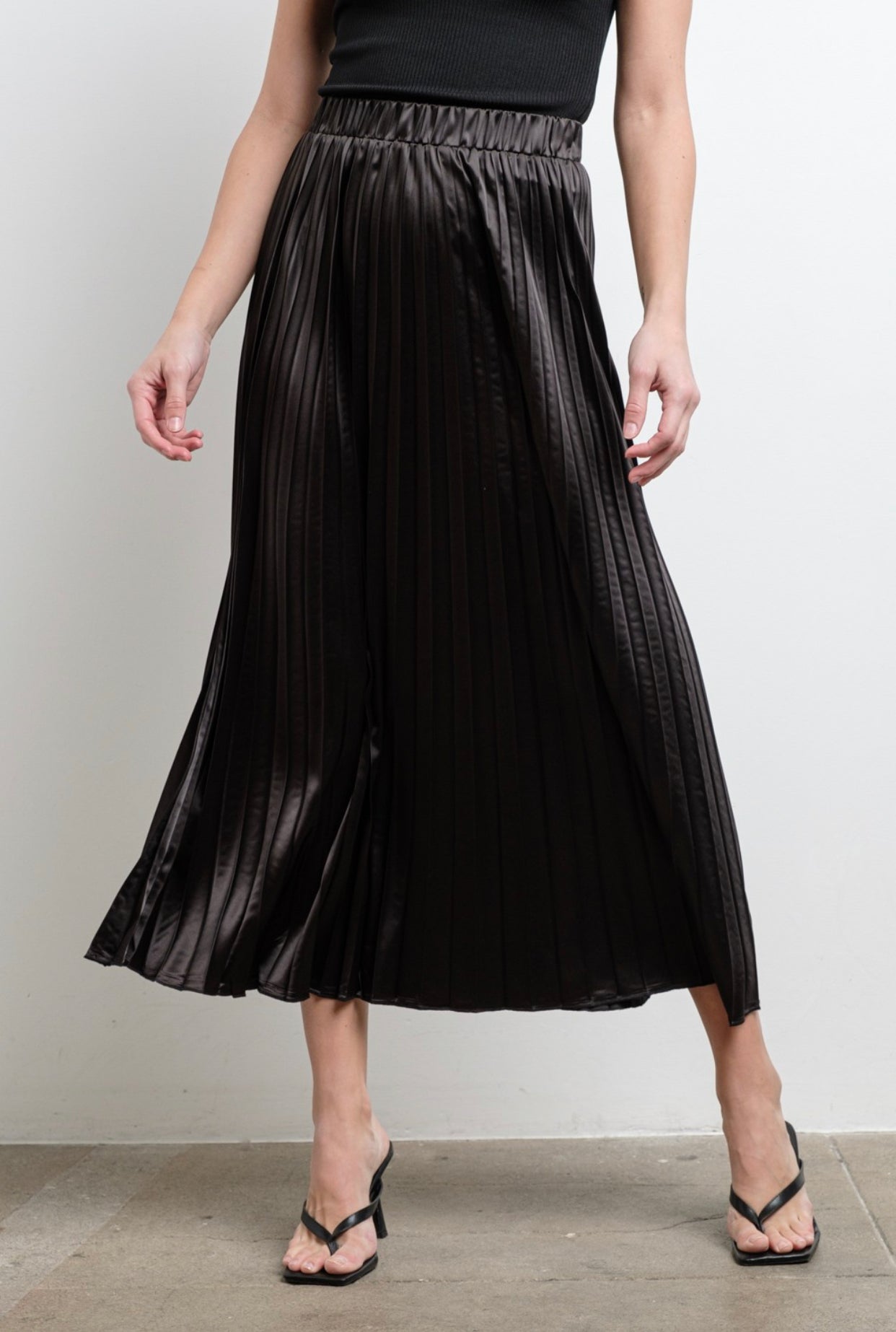 “Its All In The Pleat” (black) skirt