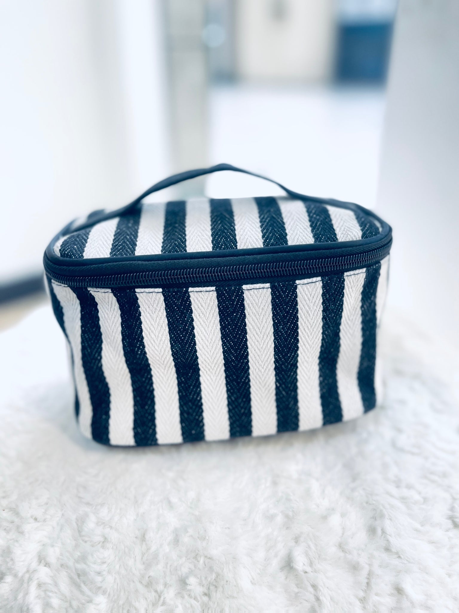 "Beauty On The Go"cosmetic