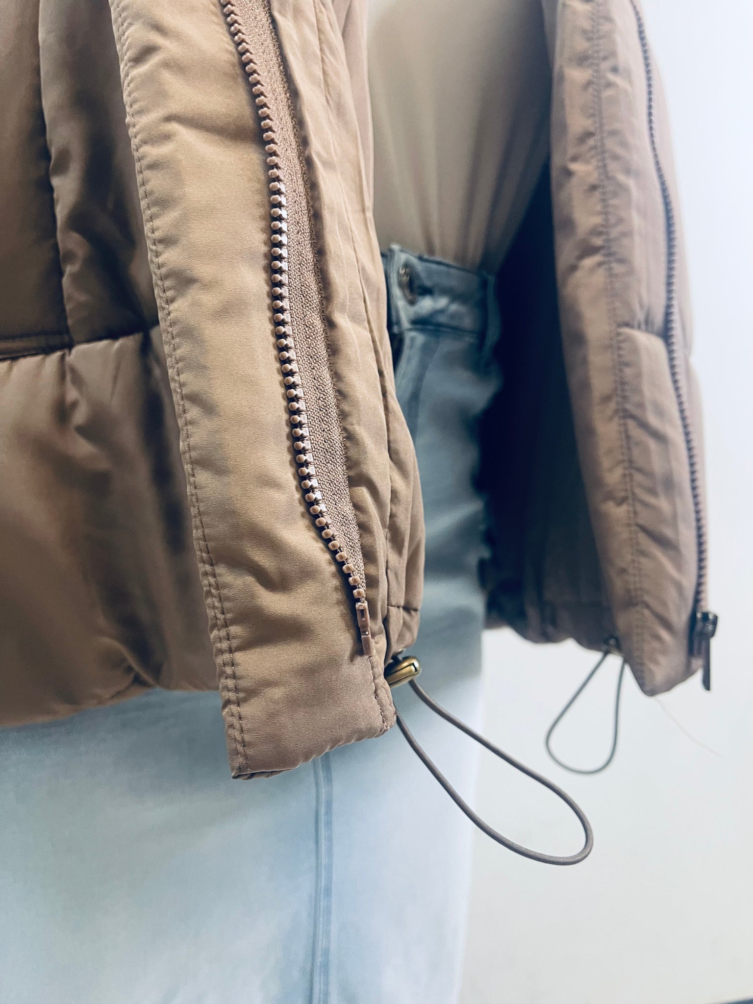 "Chilling Mornings" plus vest