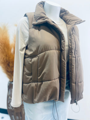"Chilling Mornings" plus vest