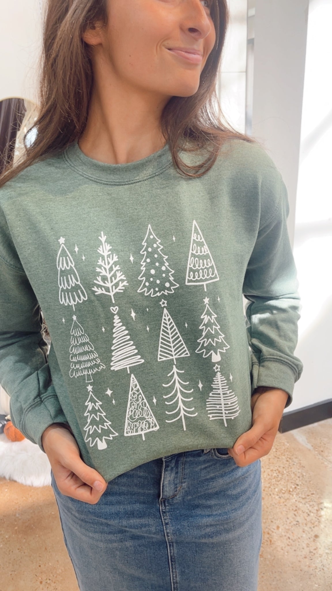 "Evergreen Dreams"sweatshirt