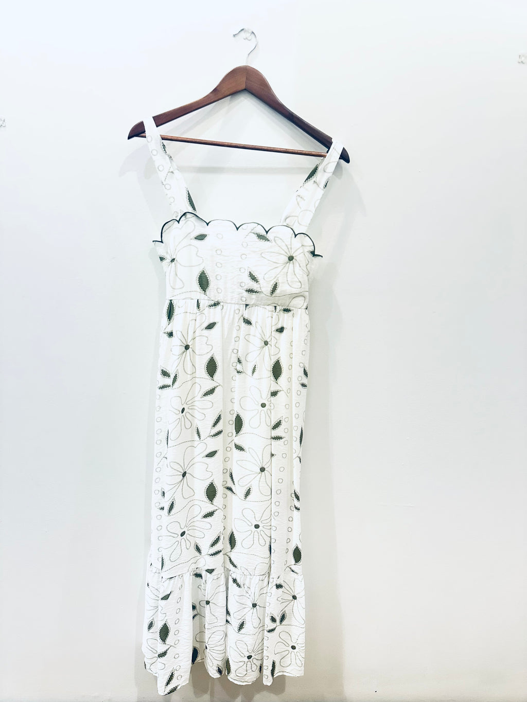 "Greenhouse Glow" jumper dress