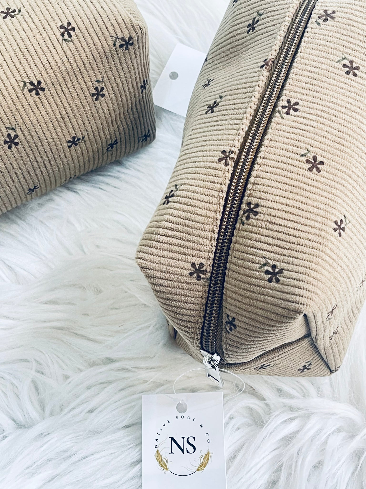 "Rustic Charm" cosmetic