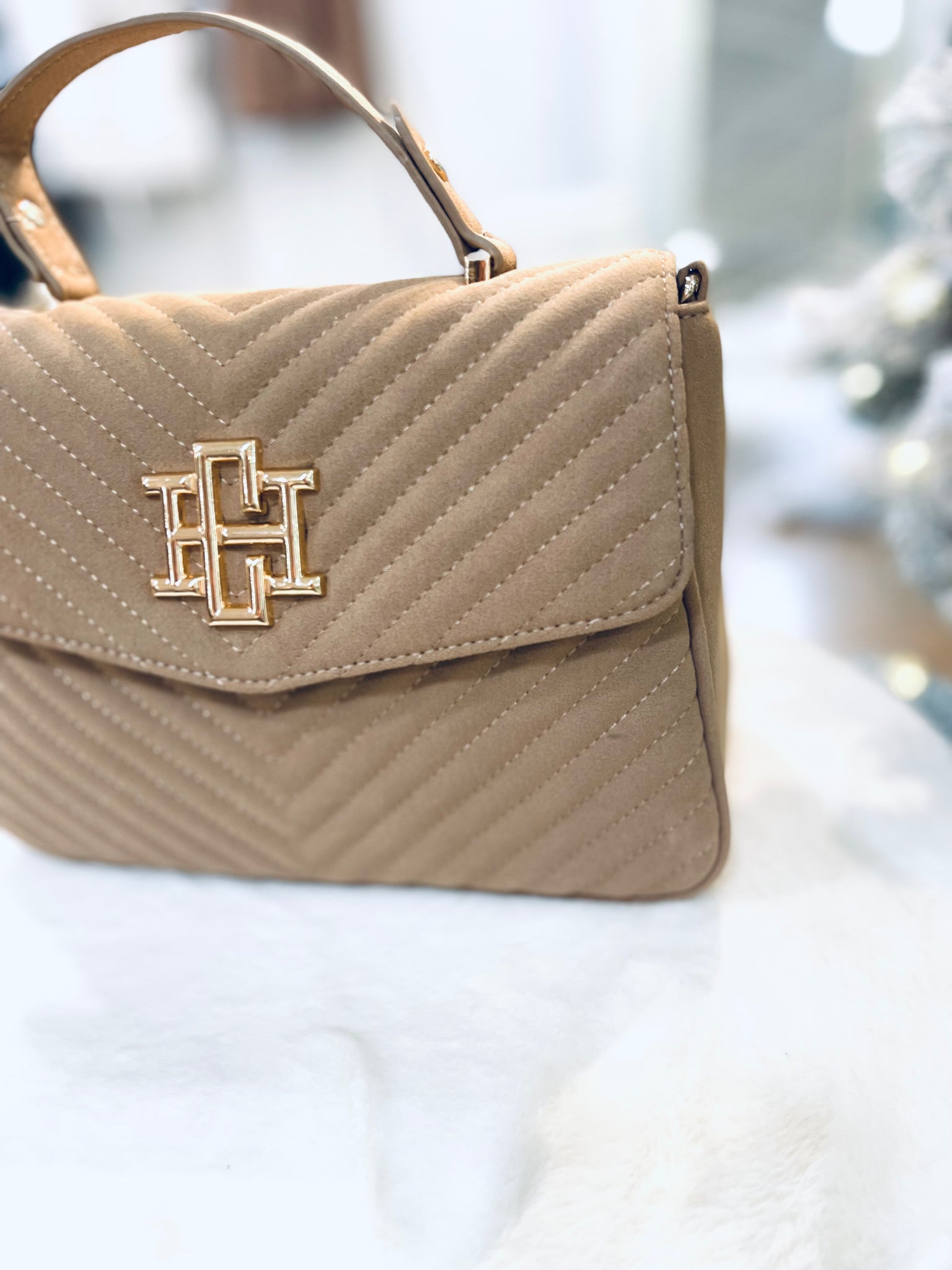 "Sinclair" (latte) Caroline Hill Purse