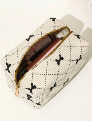 "Travel with Bows" accessory bags