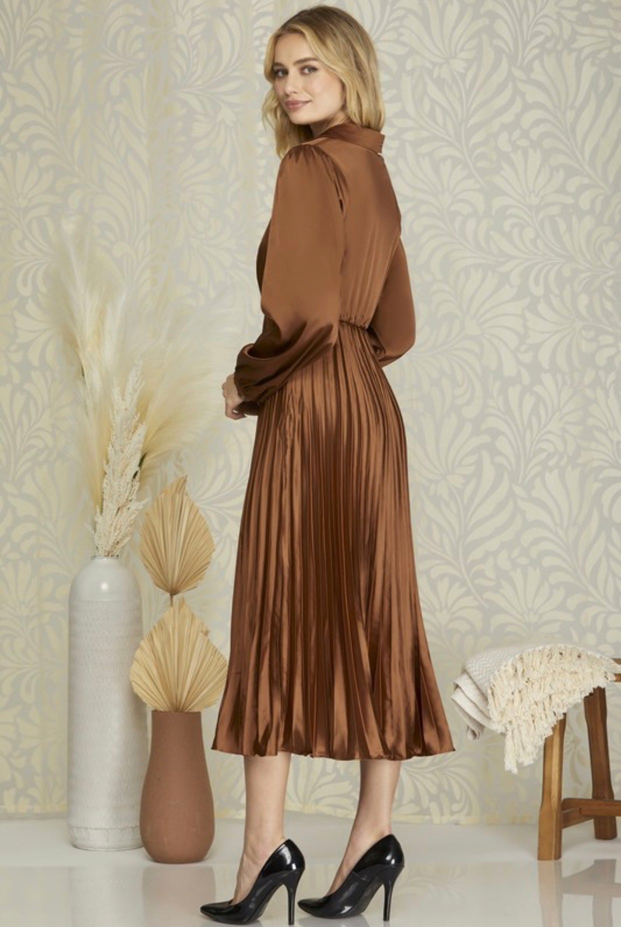 "Pretty in Pleats" (Toffee) reg & plus dress