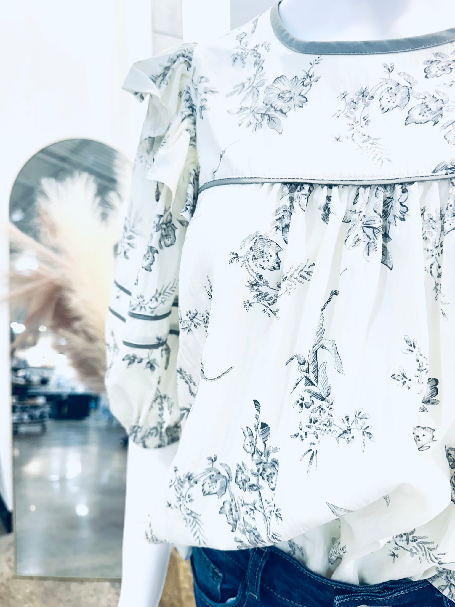 “Vintage Paths” top