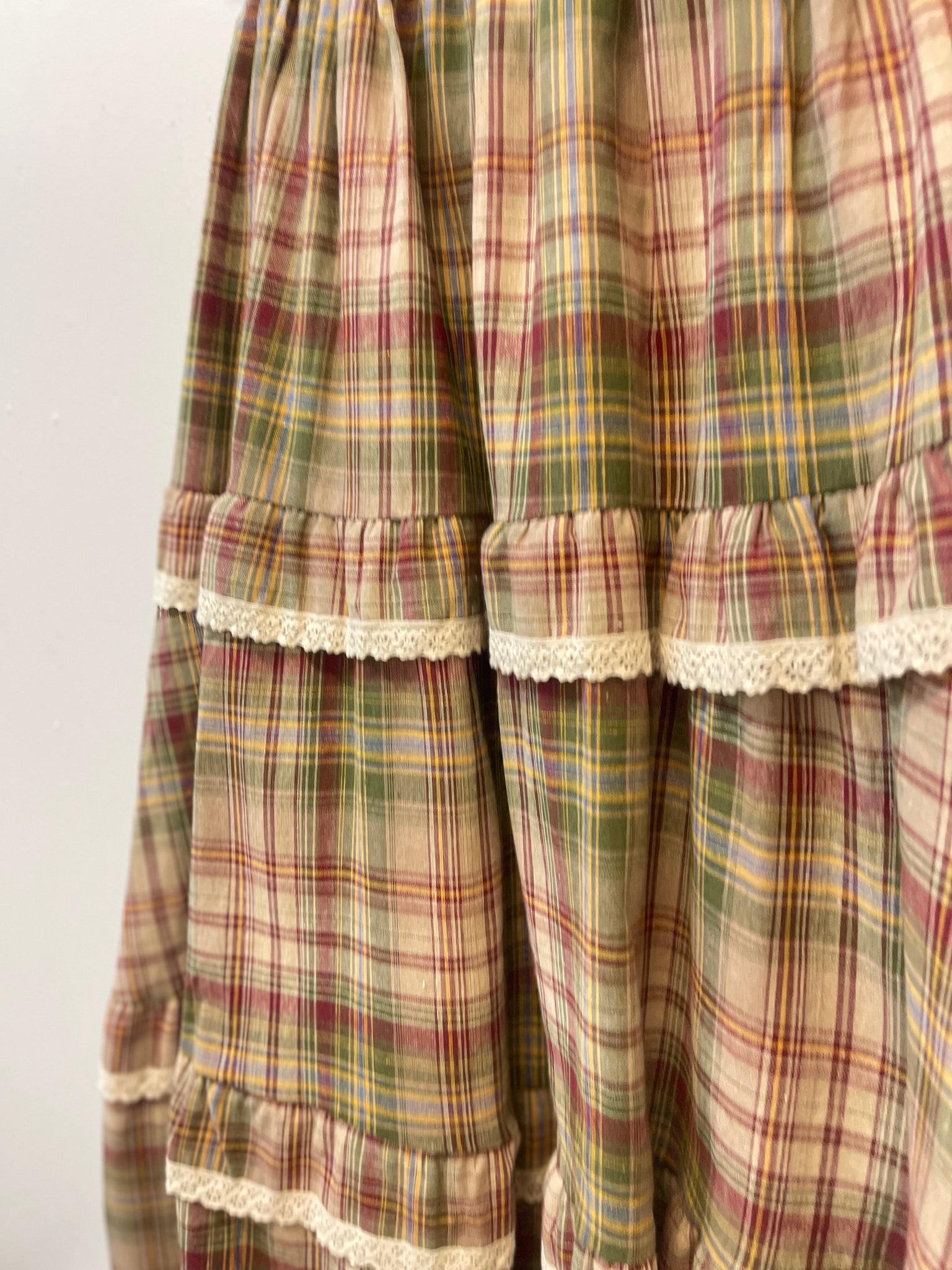 "Plaid Tidings" skirt