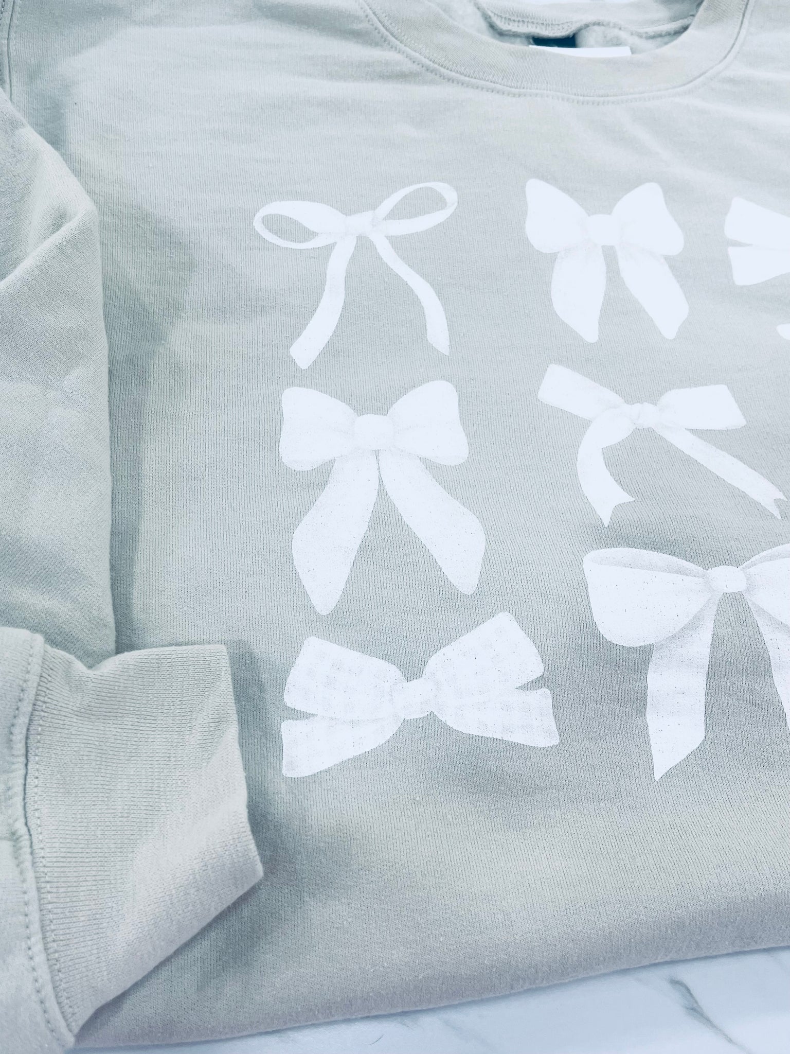 "Neutral Bows" Sweatshirt