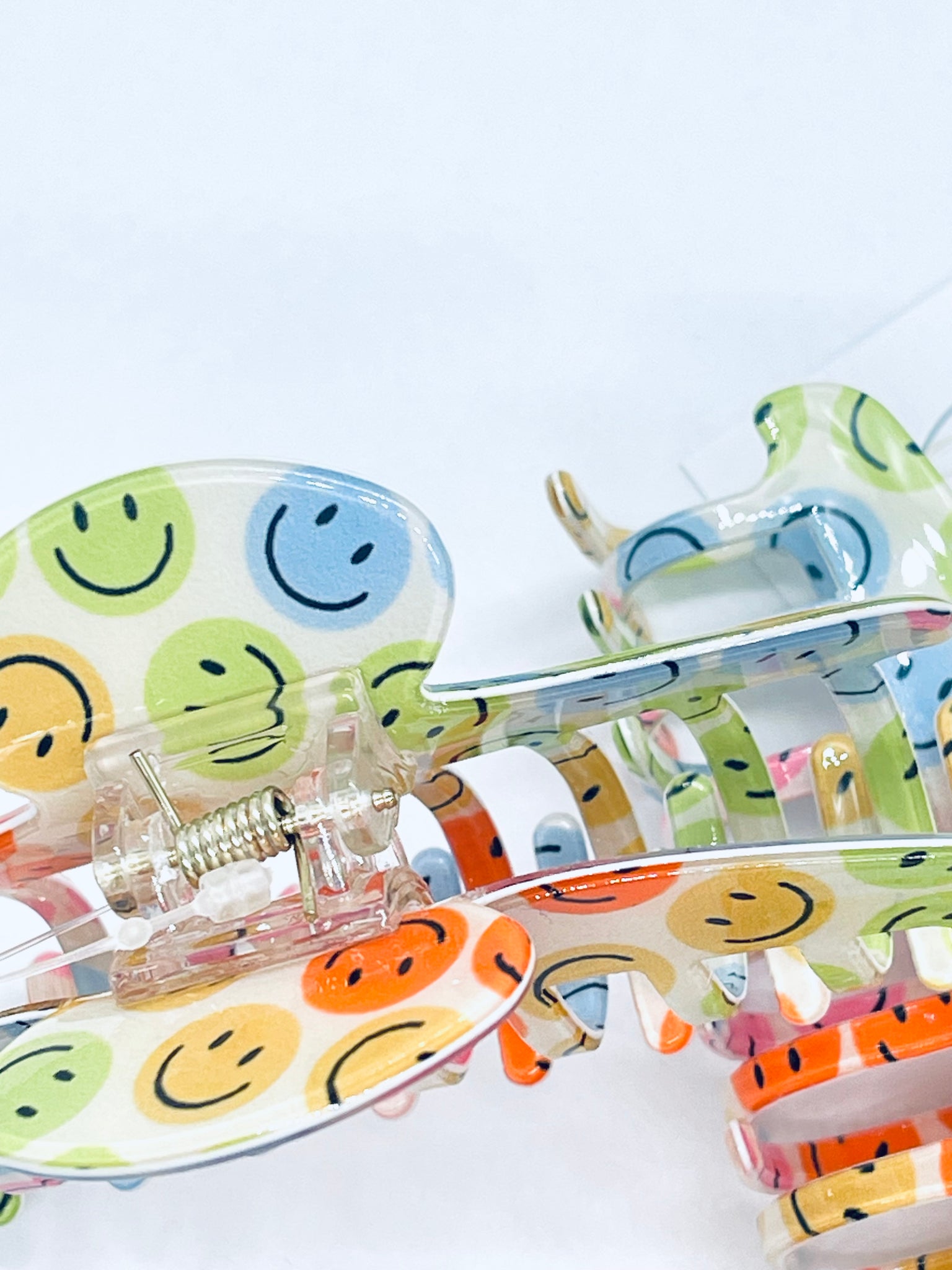 "Color Brings A Smile" claw clip