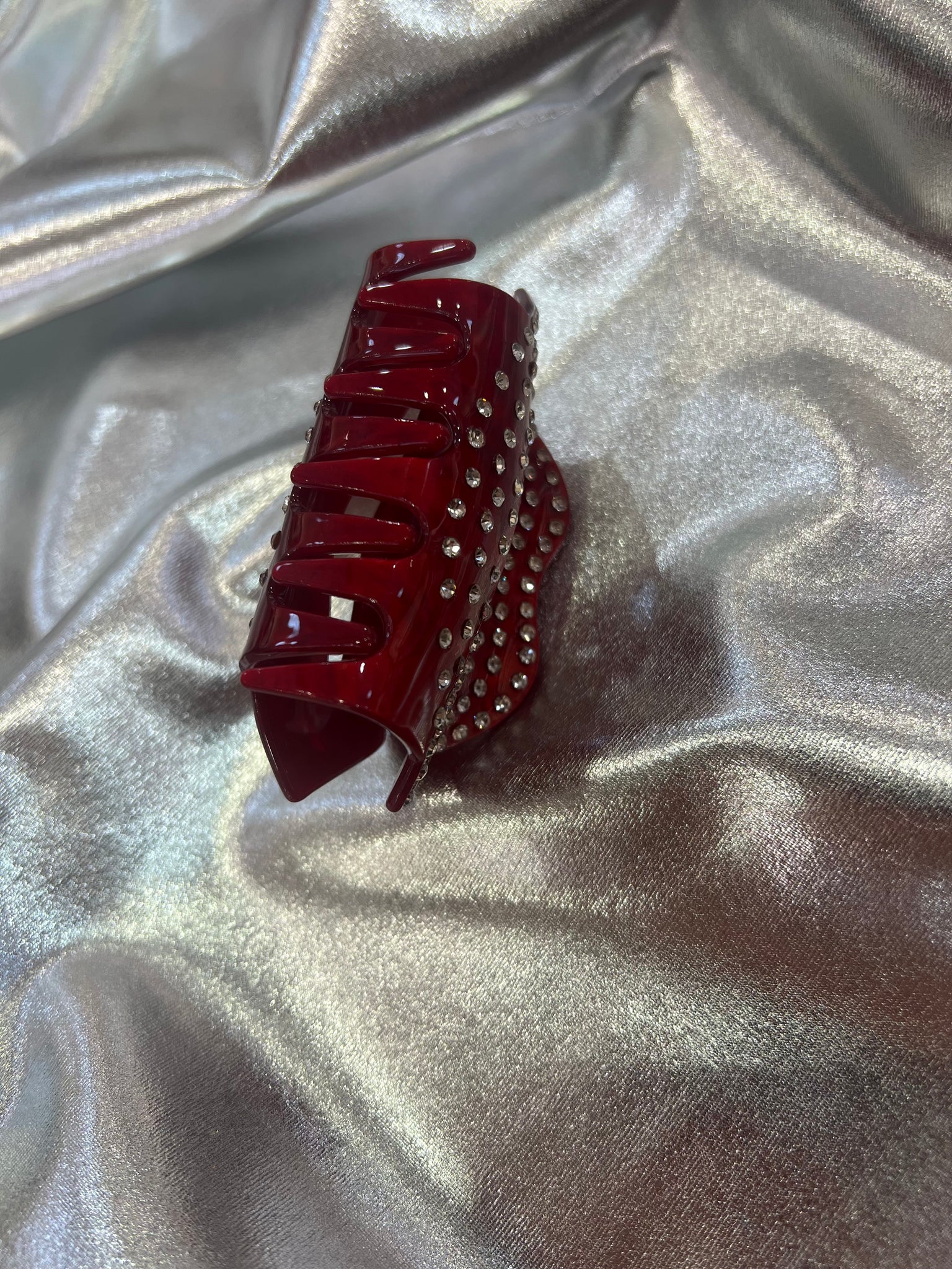 "Valentine Vibe" claw clip