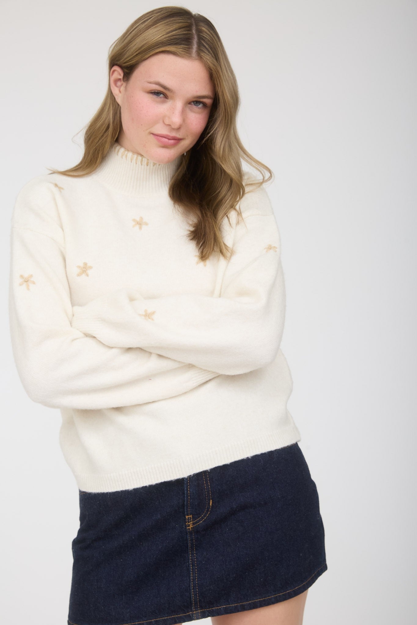 "Daisy Dreams" sweater