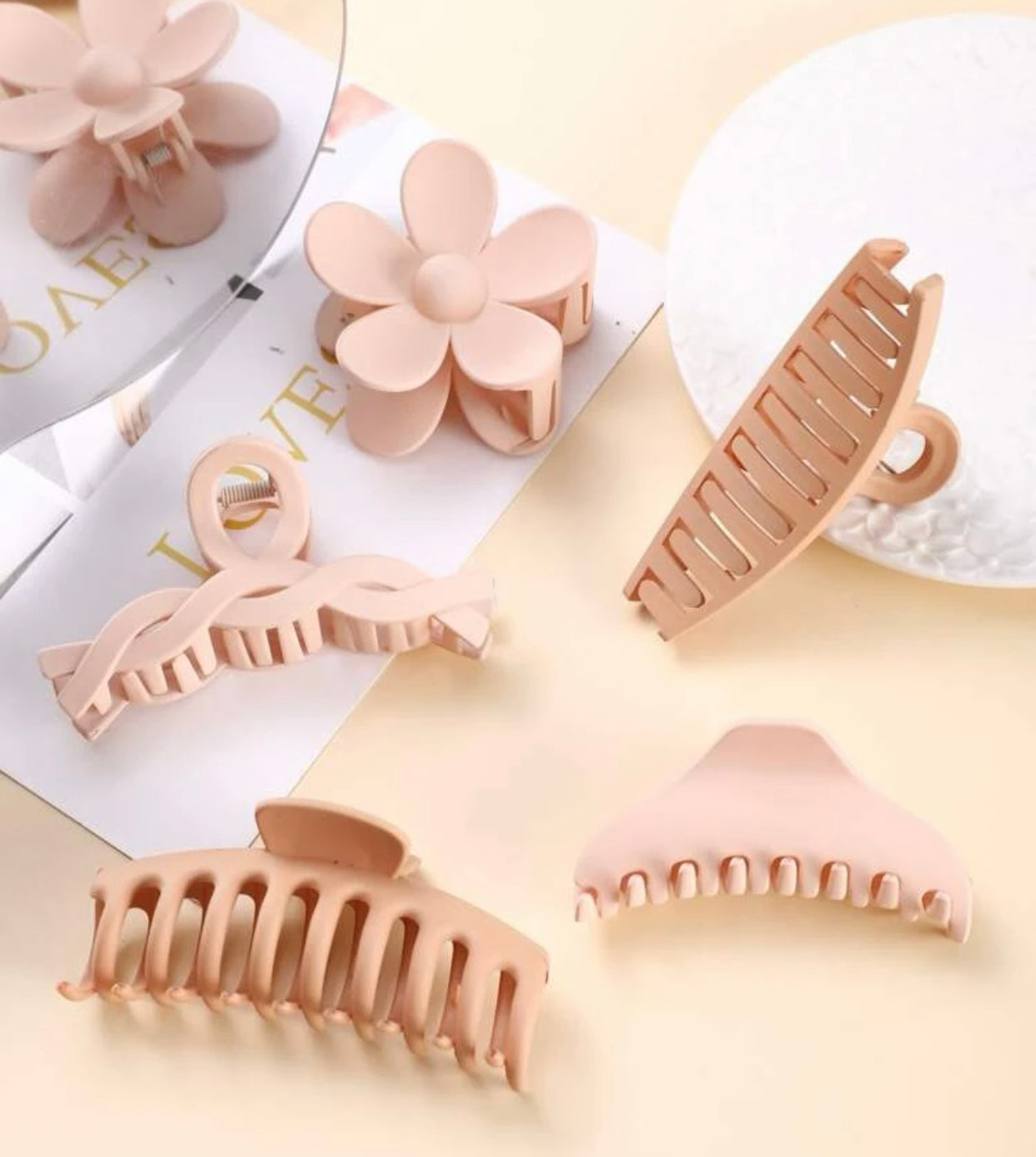 "Yes, Girl" hair clip collection