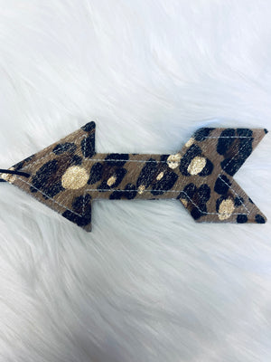 "Leopard Arrow" Re-scentable Car Charm