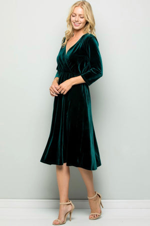 “Christmas Cheer” velvet dress collection