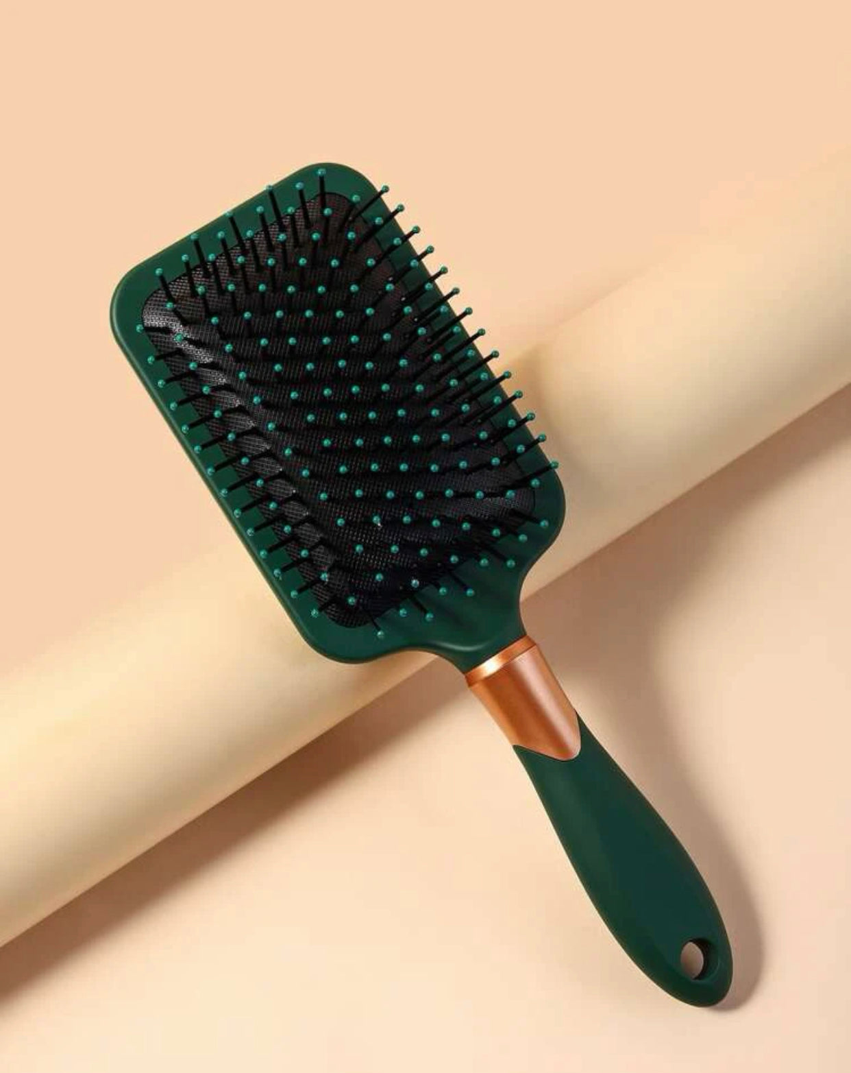 “Looking Good” hair brush collection