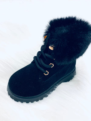 “Snow Princess” girl’s boots