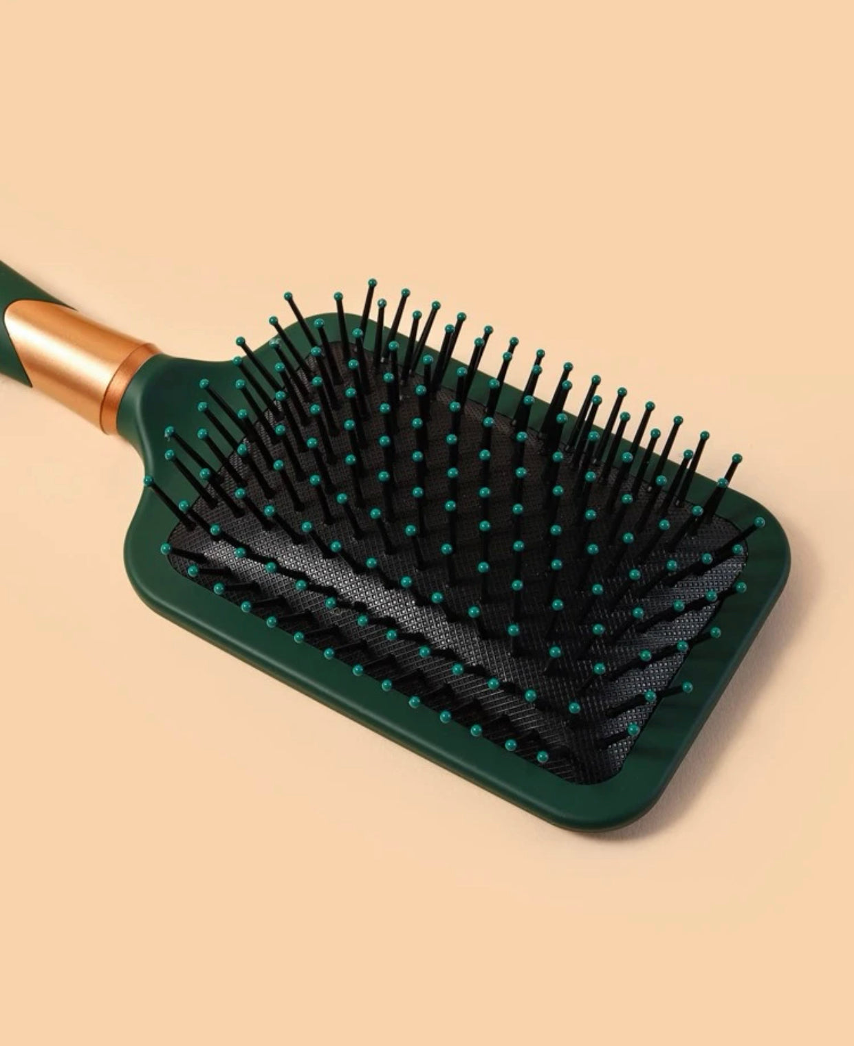 “Looking Good” hair brush collection