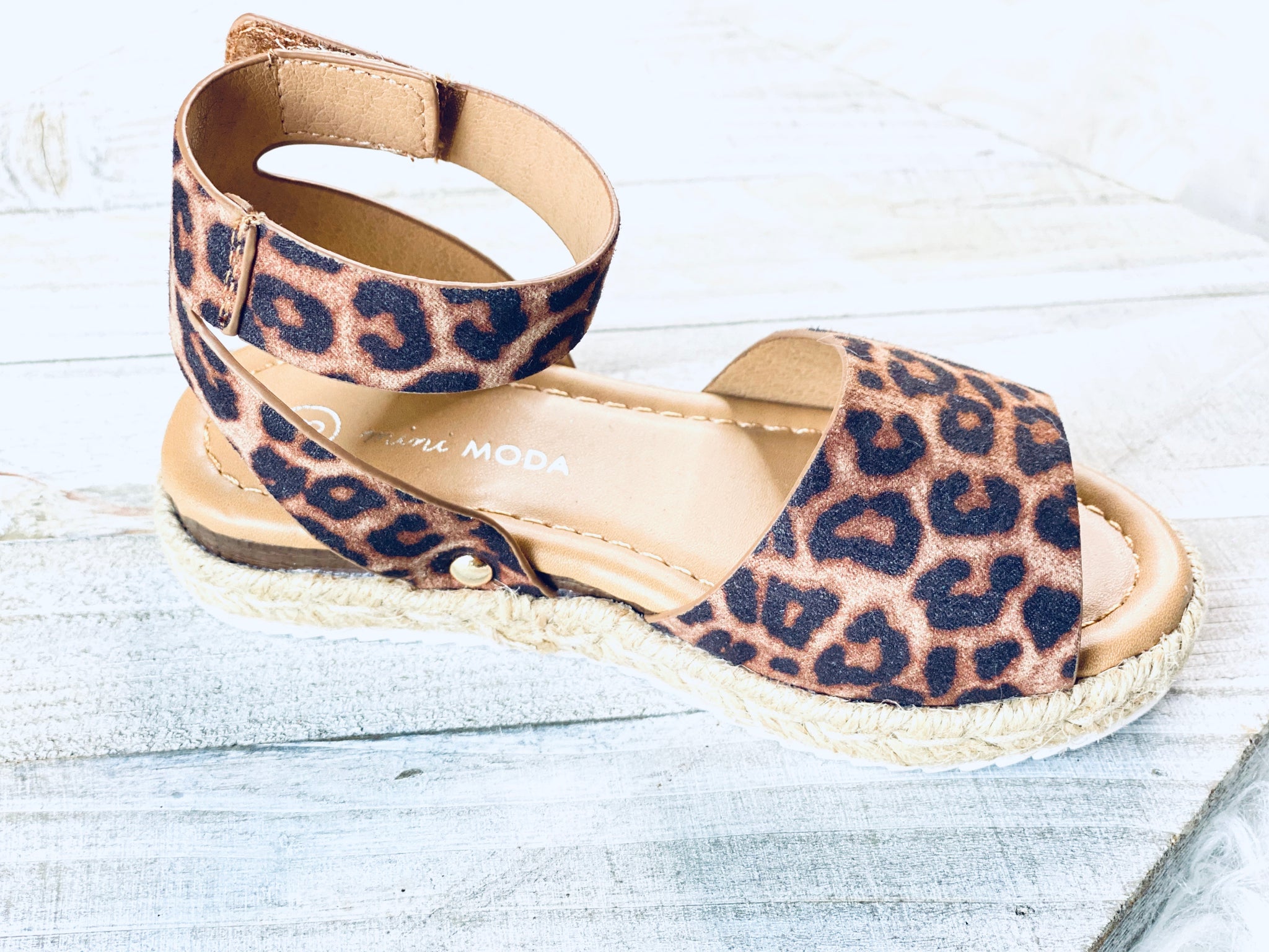 Little Girl’s Leopard Shoes